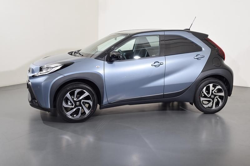 Neu Toyota Aygo X Trend 72 PS (52 kW) 2025 Anthrazit SUV