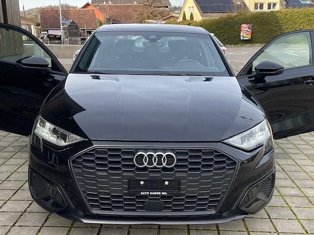 Gebraucht Audi A3 Advanced 110 PS (80 kW) 2023 Limousine
