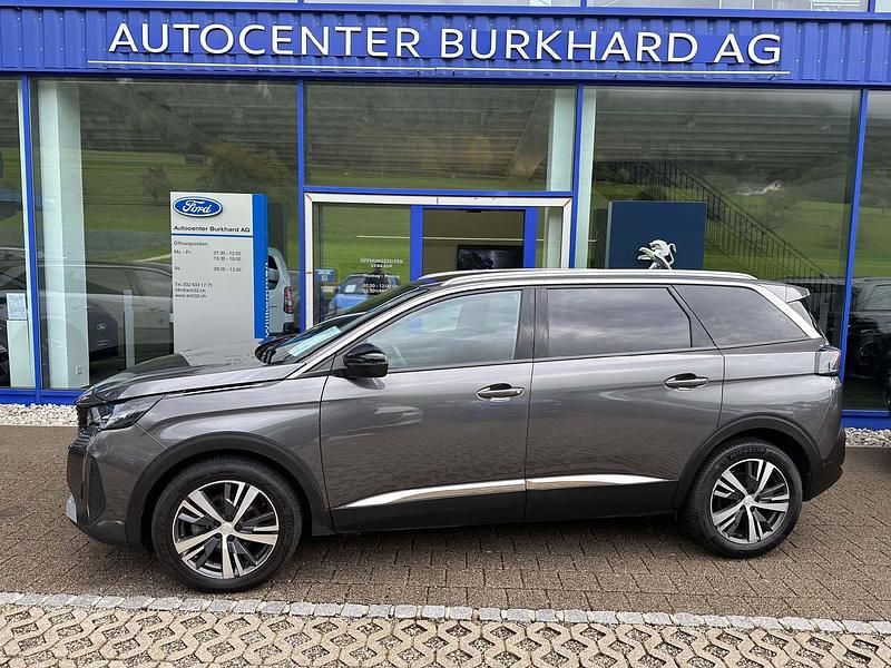 Gebraucht Peugeot 5008 Allure 130 PS (95 kW) 2024 Van / Kleinbus