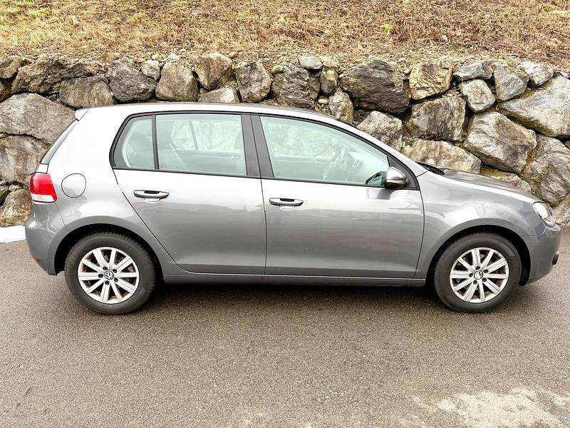 Gebraucht VW Golf VI Trendline 105 PS (77 kW) 2010 Kleinwagen