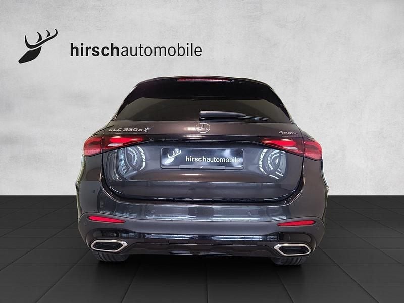 Neu Mercedes GLC220 196 PS (144 kW) 2025 Grau Kombi