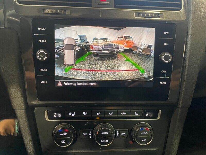 Gebraucht VW Golf VII Comfortline 125 PS (91 kW) 2018