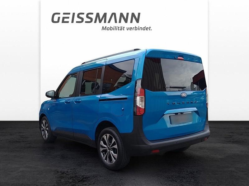 Neu Ford Tourneo Courier Titanium 125 PS (91 kW) 2025 Blau Van / Kleinbus