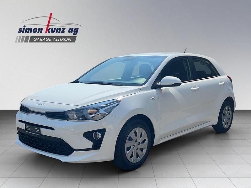 Weiss Gebraucht 2023 Kia Rio Limousine | CHF 16’000 (Teuer) - Bild 1/4