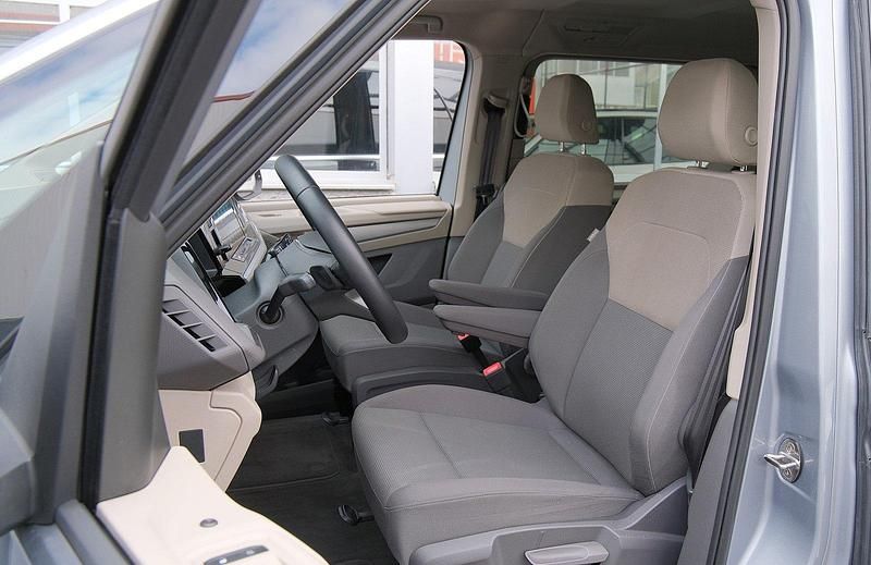 Gebraucht VW Multivan Life 150 PS (110 kW) 2025 Van