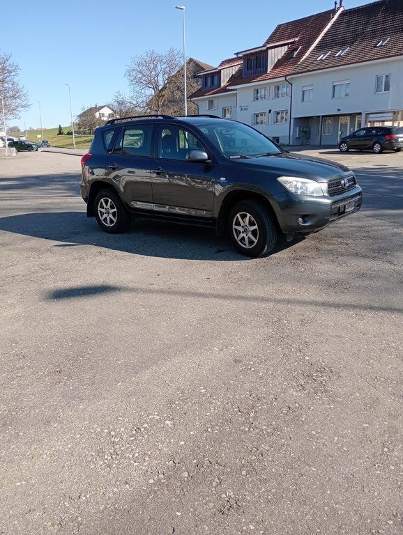 Gebraucht 2006 Toyota RAV4 Terra SUV | CHF 5’800 (Guter Preis) - Bild 1/4