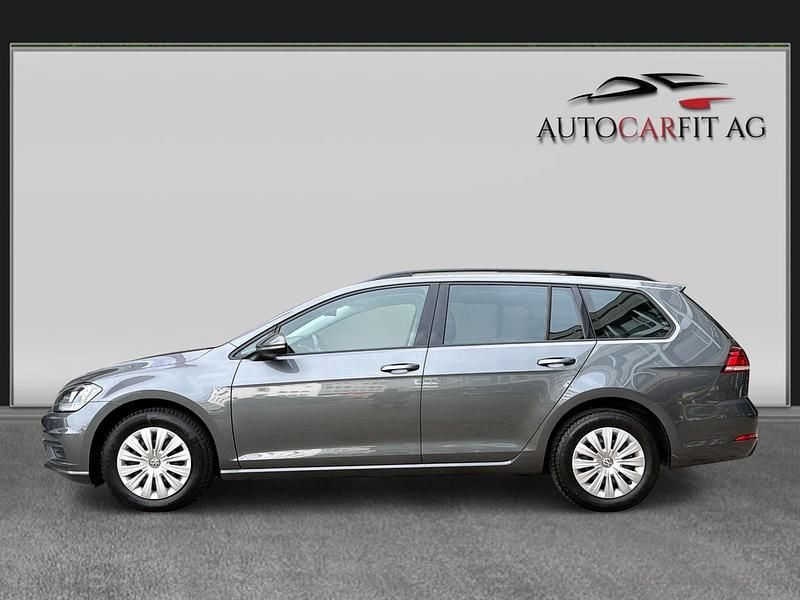 Gebraucht VW Golf VII Trendline 115 PS (84 kW) 2019 Kombi