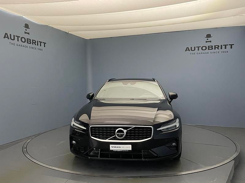Gebraucht Volvo V60 R-Design 190 PS (139 kW) 2020 Kombi