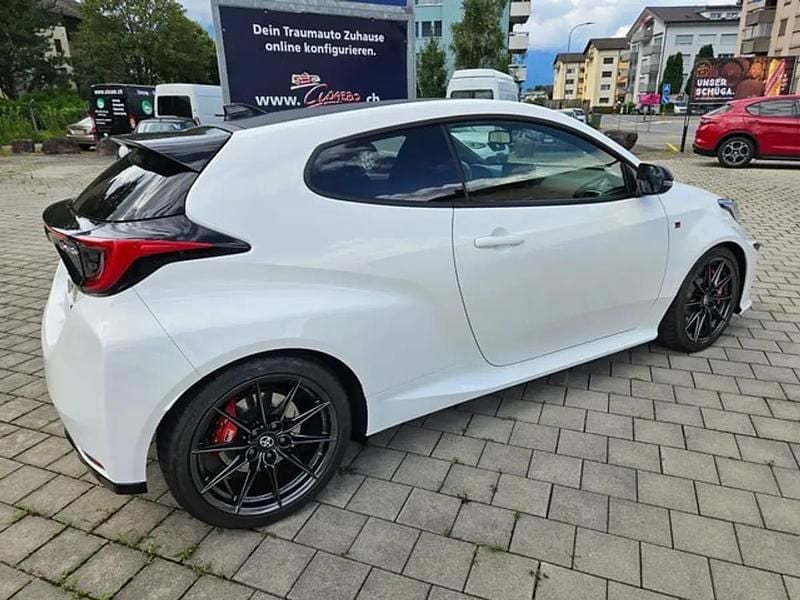 Gebraucht Toyota Yaris Sport 261 PS (191 kW) 2025 Weiss Kleinwagen