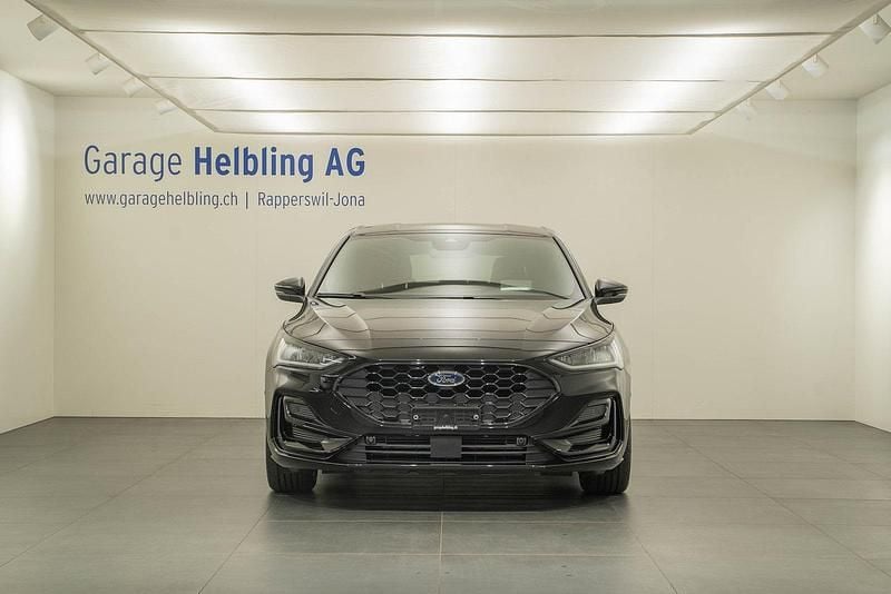 Neu Ford Focus ST-Line X 155 PS (114 kW) 2025 Schwarz Limousine