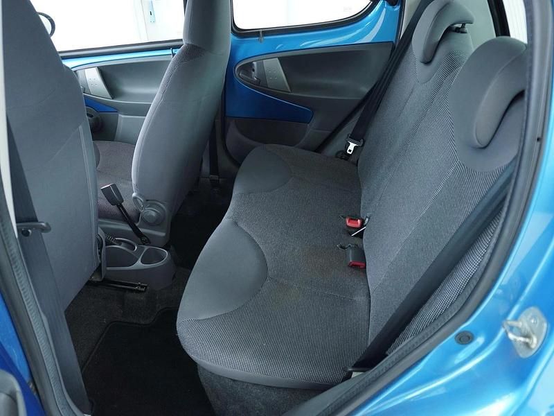 Gebraucht Peugeot 107 68 PS (50 kW) 2006 Kleinwagen