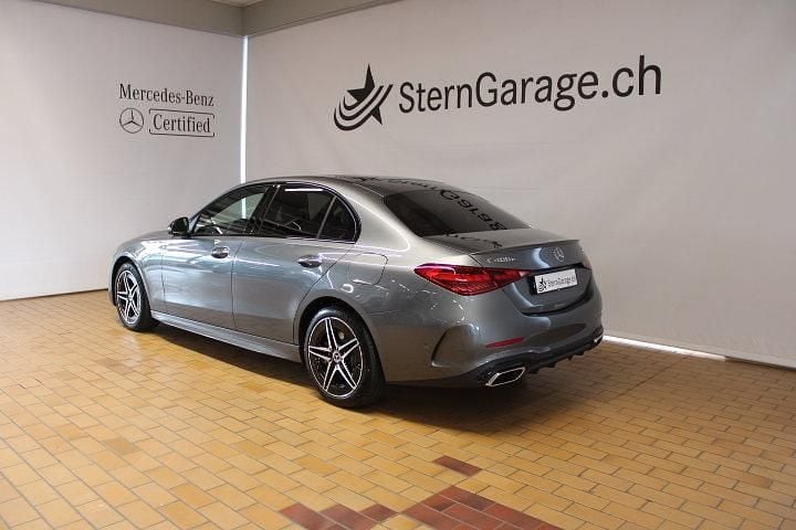 Gebraucht Mercedes C400 AMG line 381 PS (280 kW) 2024 Grau Limousine