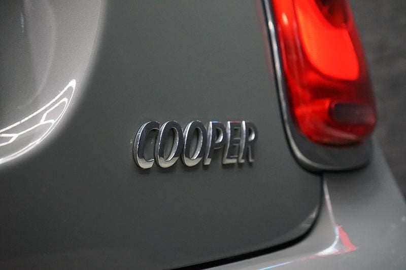 Gebraucht Mini Cooper 136 PS (100 kW) 2016 Kleinwagen