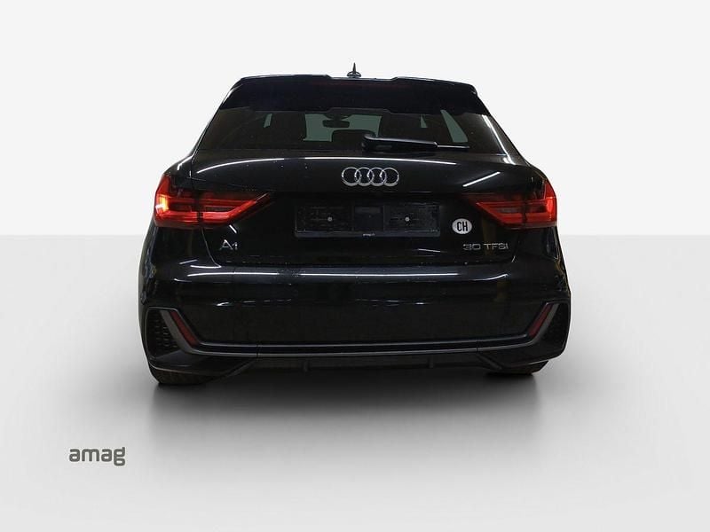 Gebraucht Audi A1 Sportback Attraction 110 PS (80 kW) 2021 Mythosschwarzmythosschwarz Kleinwagen