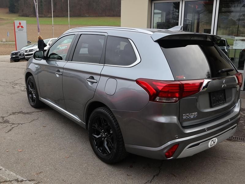 Gebraucht Mitsubishi Outlander P-HEV 224 PS (164 kW) 2020 Grau SUV