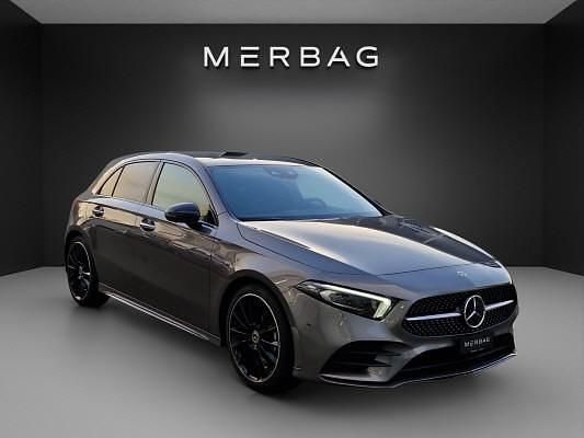 Grau Gebraucht 2023 Mercedes A200 AMG line Limousine | CHF 38’900 (Etwas zu teuer) - Bild 1/4