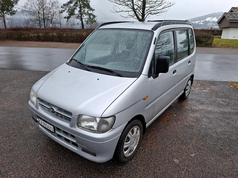 Gebraucht Daihatsu Move 55 PS (40 kW) 2000 Van / Kleinbus