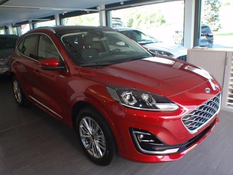 Gebraucht Ford Kuga Vignale 224 PS (164 kW) 2022 Rot SUV