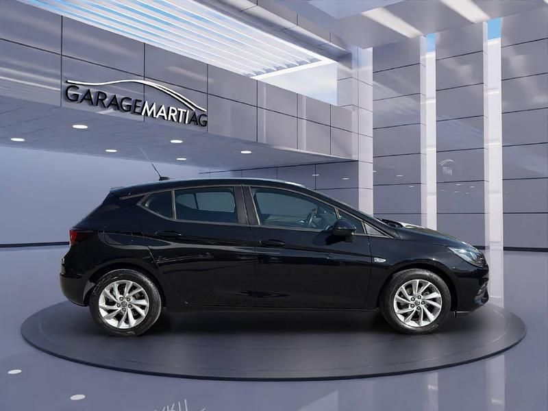 Gebraucht Opel Astra Edition 131 PS (96 kW) 2019 Schwarz Limousine