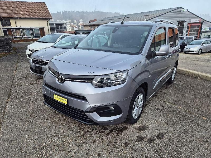 Gebraucht 2021 Toyota Proace Verso City Kombi | CHF 19’900 (Guter Preis) - Bild 1/4