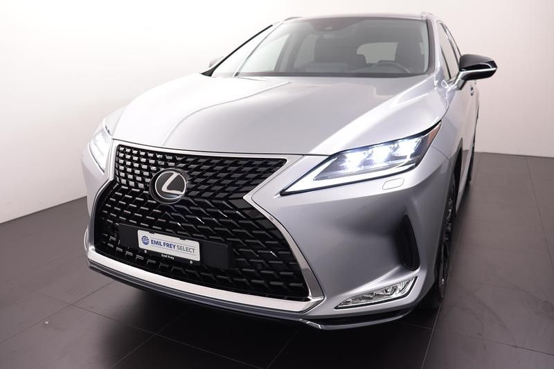 Gebraucht Lexus RX300 238 PS (175 kW) 2022 Silber SUV