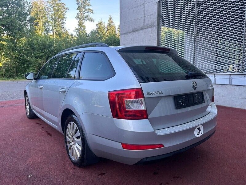 Gebraucht Skoda Octavia Ambition 180 PS (132 kW) 2014 Kombi
