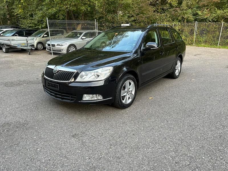 Gebraucht 2013 Skoda Octavia Ambition Kombi | CHF 3’900 (Superpreis) - Bild 1/4