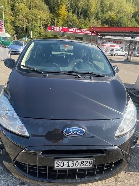 Gebraucht Ford Ka Titanium 69 PS (50 kW) 2012 Kleinwagen