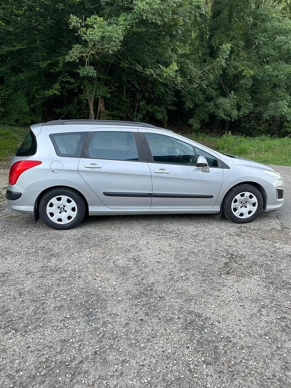 Gebraucht Peugeot 308 SW Access 112 PS (82 kW) 2013 Kombi