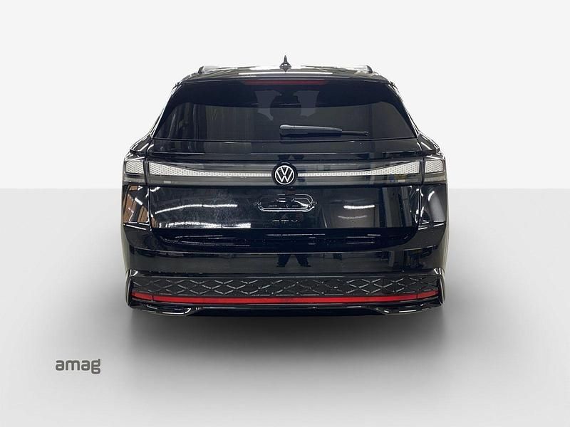 Neu VW ID.7 GTX 250 kW (340 PS) 2026 Grenadill black metallic Kombi