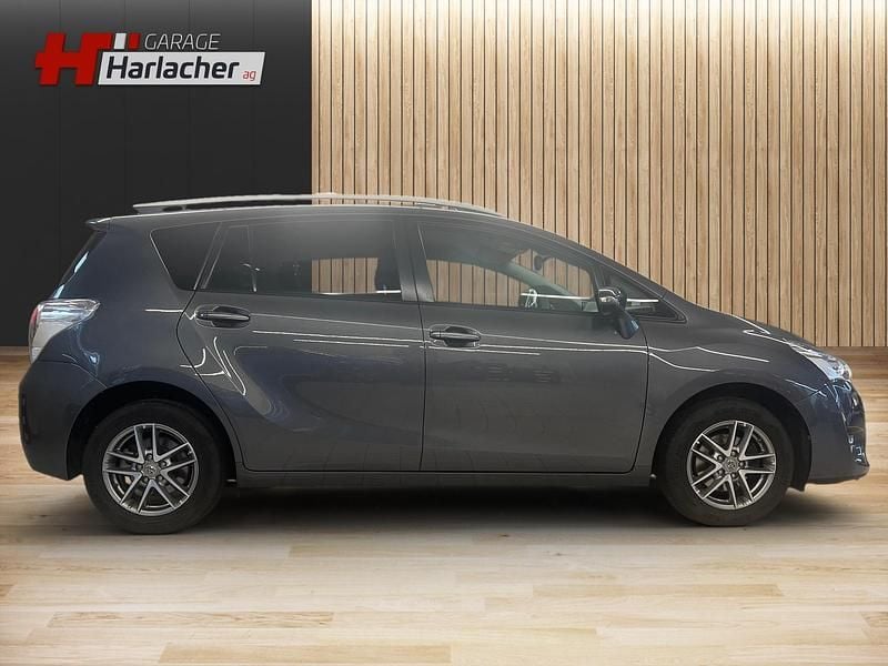 Gebraucht Toyota Verso Trend 147 PS (108 kW) 2015 Van / Kleinbus