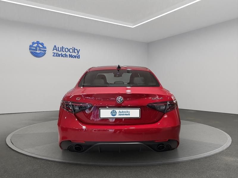 Neu Alfa Romeo Giulia Sprint 280 PS (205 kW) 2025 Rot Limousine