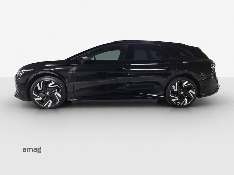 Gebraucht VW ID.7 GTX 250 kW (340 PS) 2025 Grenadill black métallisée Kombi