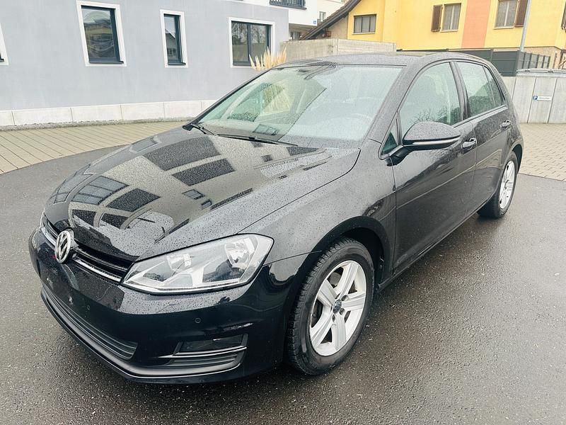 Gebraucht VW Golf VII Comfortline 140 PS (102 kW) 2014