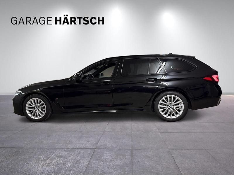 Gebraucht BMW 530 Shadowline 296 PS (217 kW) 2022 Schwarz Kombi