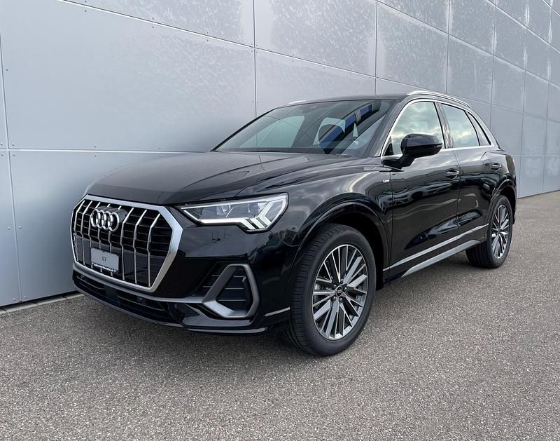 Schwarz Gebraucht 2022 Audi Q3 Attraction SUV | CHF 36’999 (Fairer Preis) - Bild 1/4