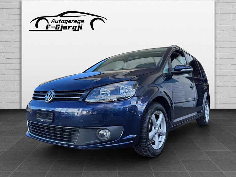 Gebraucht VW Touran Team 140 PS (102 kW) 2013 Van / Kleinbus