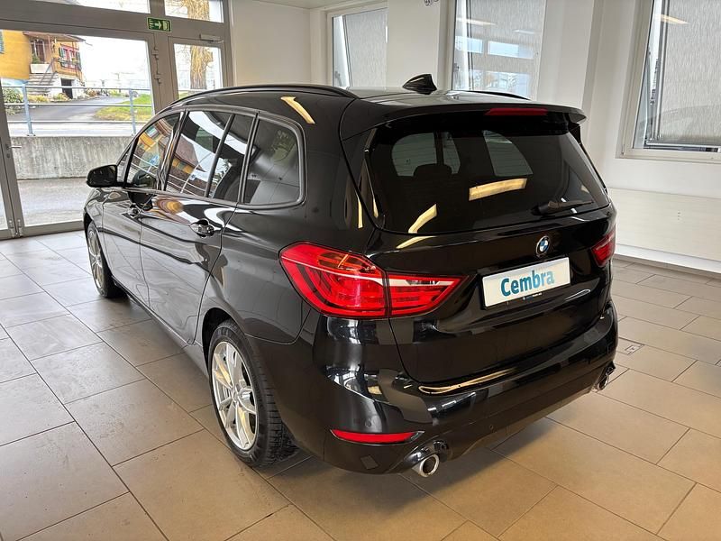 Gebraucht BMW 218 Gran Tourer Sport Line 150 PS (110 kW) 2022 Van / Kleinbus