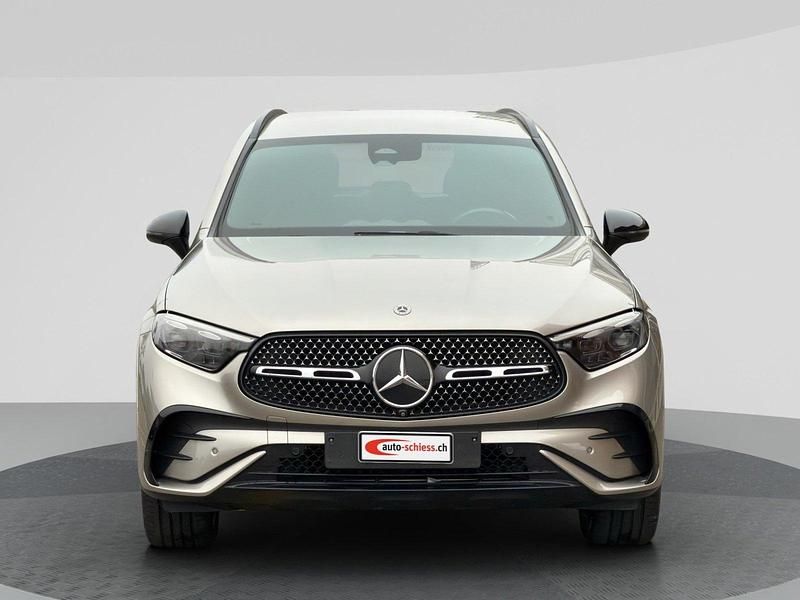 Gebraucht Mercedes GLC200 AMG line 204 PS (150 kW) 2022 SUV