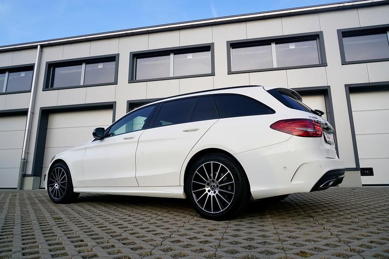 Gebraucht Mercedes C200 AMG line 184 PS (135 kW) 2020