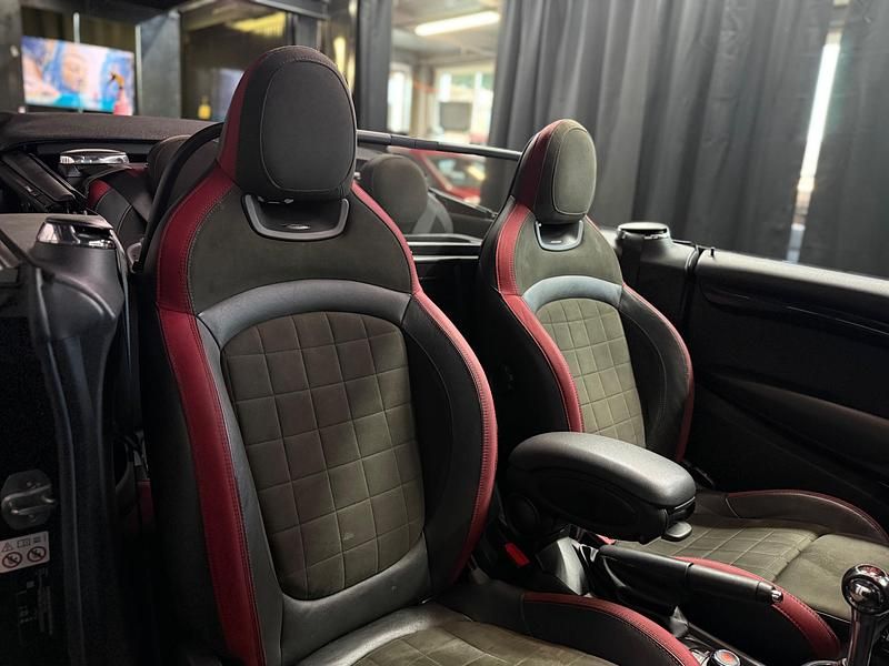 Gebraucht Mini John Cooper Works 231 PS (169 kW) 2018 Kleinwagen