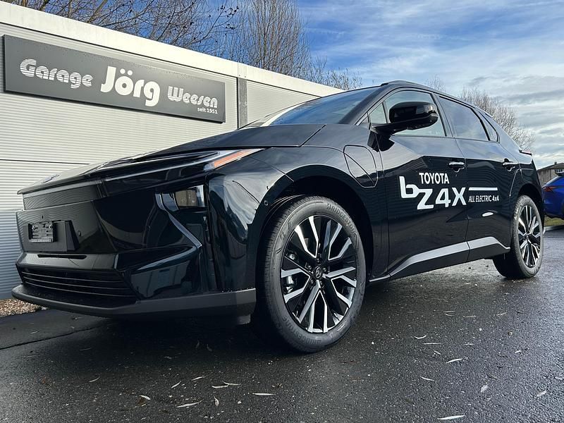 Schwarz Neu 2025 Toyota bZ4X Premium SUV | CHF 50’400 - Bild 1/4