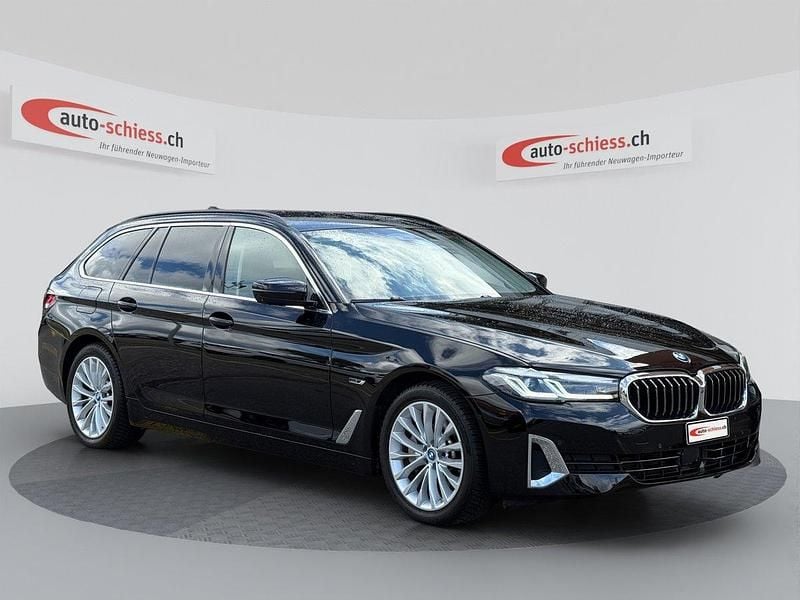 Gebraucht 2023 BMW 530e Luxury Line Kombi | CHF 31’980 (Fairer Preis) - Bild 1/4