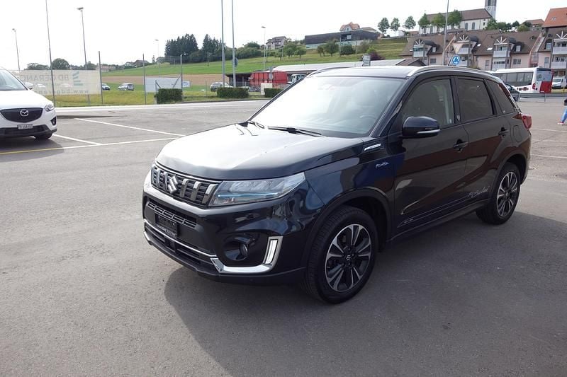 Gebraucht Suzuki Vitara 129 PS (94 kW) 2022 SUV