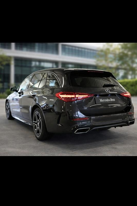 Gebraucht Mercedes C300e AMG line 313 PS (230 kW) 2022