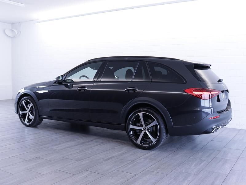 Neu Mercedes C220 Avantgarde 197 PS (144 kW) 2025 Grau Kombi