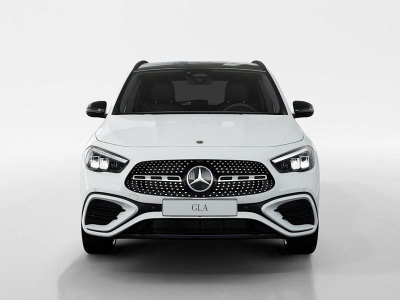 Neu Mercedes GLA220 AMG line 190 PS (139 kW) 2025 Weiss SUV