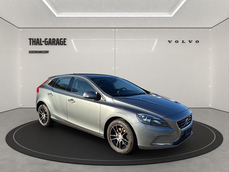 Gebraucht Volvo V40 Kinetic 120 PS (88 kW) 2016 Grau Kombi