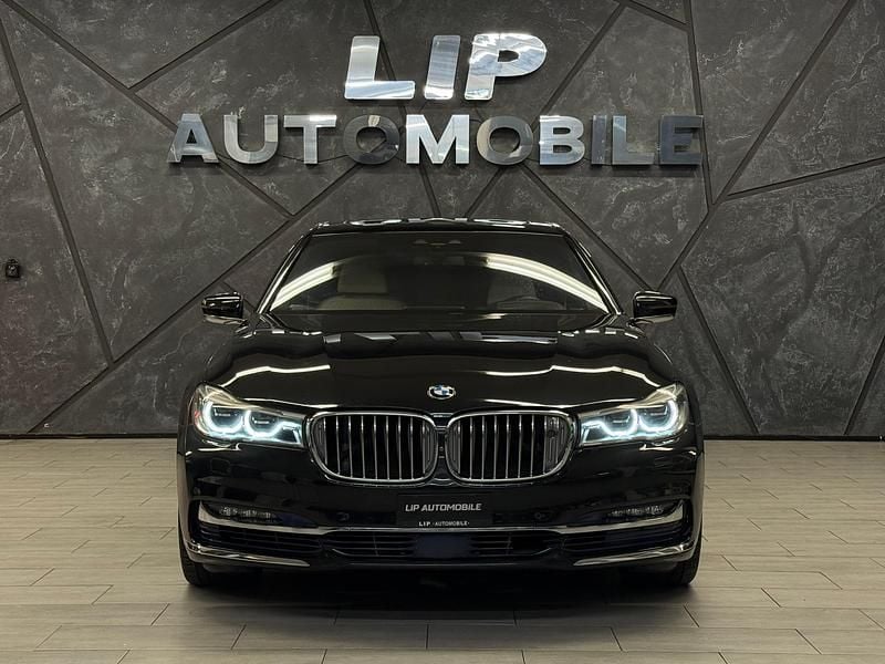 Gebraucht BMW 750 Executive 450 PS (330 kW) 2015 Limousine