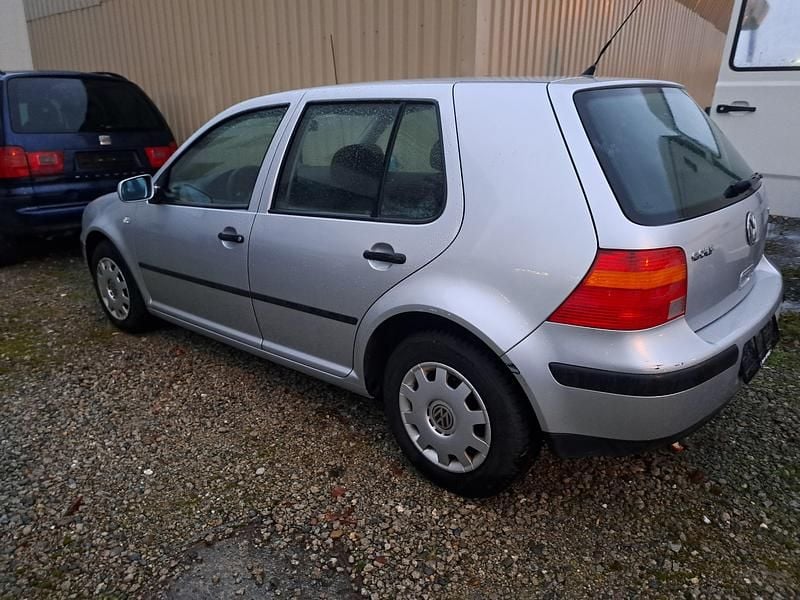 Gebraucht VW Golf IV Comfortline 100 PS (73 kW) 2000 Limousine